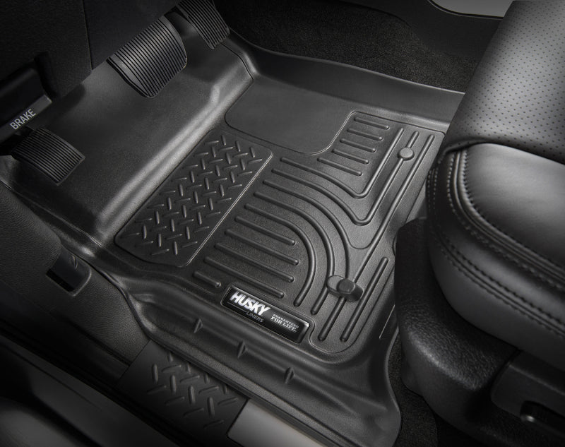 Husky Liners 2017 Chrysler Pacifica (Stow and Go) Weatherbeater 2nd Row Black Floor Liners