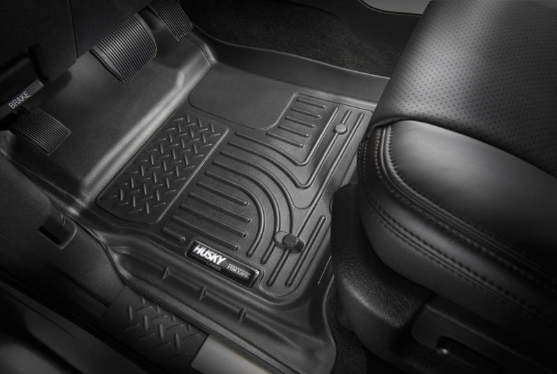 Husky Liners 2017 Chrysler Pacifica (Stow and Go) Weatherbeater 2nd Row Black Floor Liners