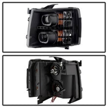 Load image into Gallery viewer, xTune Chevy Silverado 1500/2500/3500 07-13 LED Halo Projector Headlights Black PRO-JH-CSIL07-CFB-BK